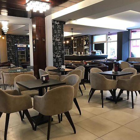 Golden Inn Hotel Majdanpek Zewnętrze zdjęcie