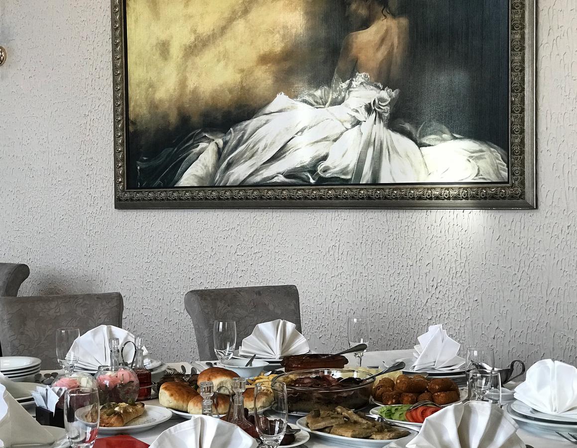 Golden Inn Hotel Majdanpek Zewnętrze zdjęcie