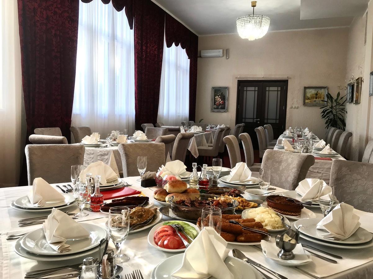 Golden Inn Hotel Majdanpek Zewnętrze zdjęcie