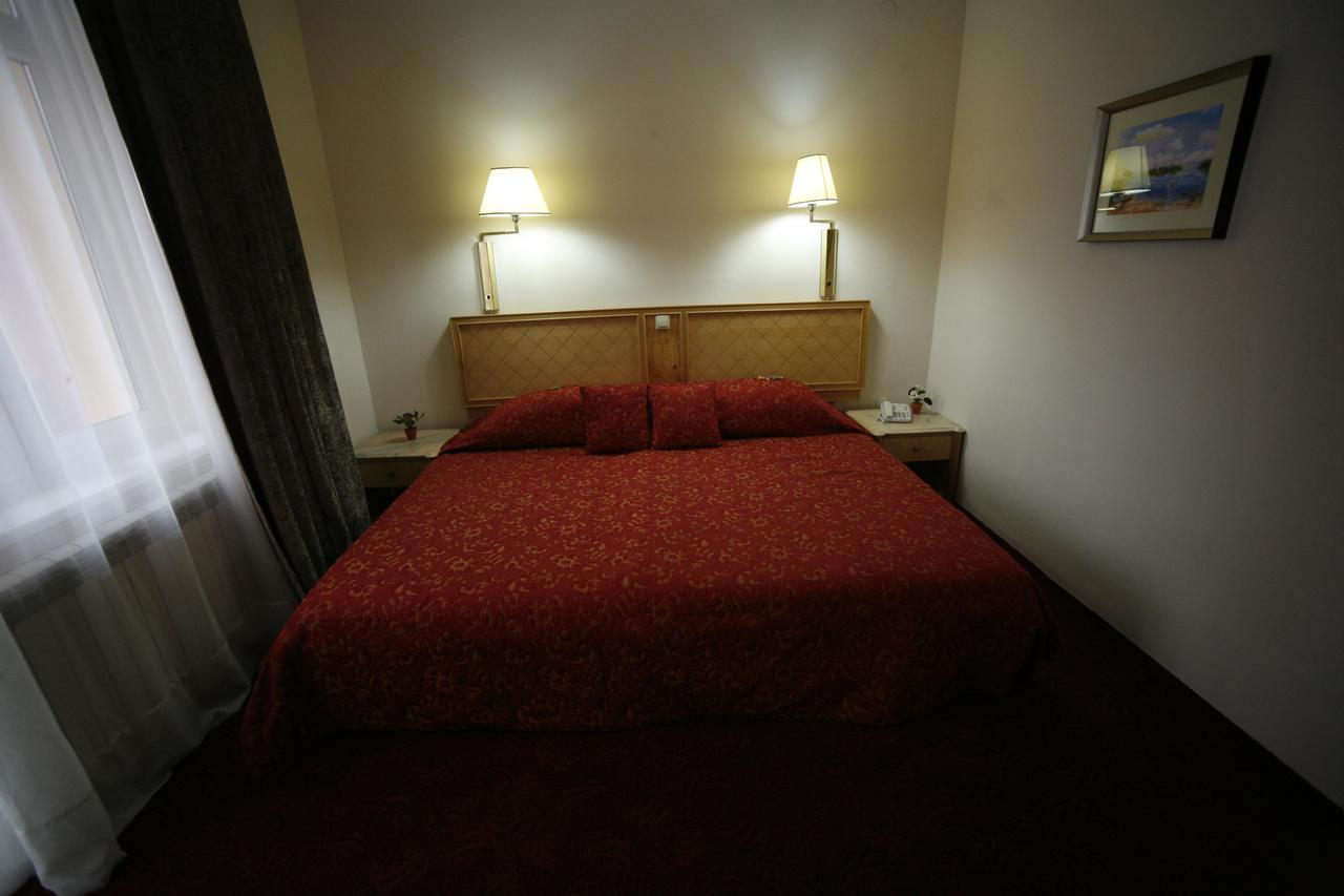 Golden Inn Hotel Majdanpek Zewnętrze zdjęcie